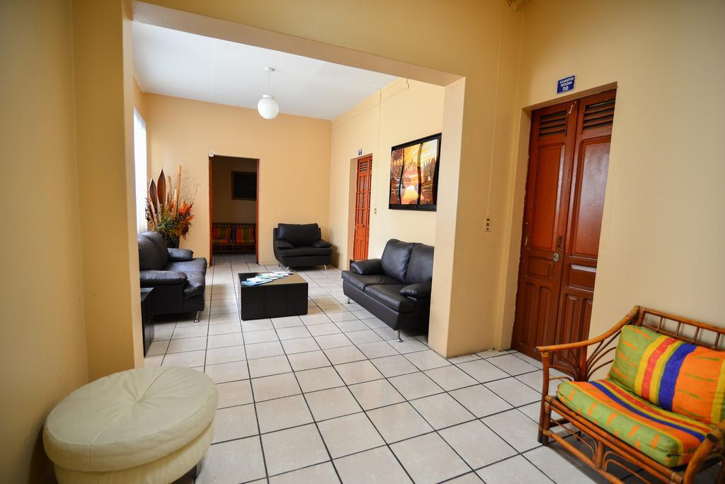 גואדלחארה Hotel Posada San Pablo מראה חיצוני תמונה
